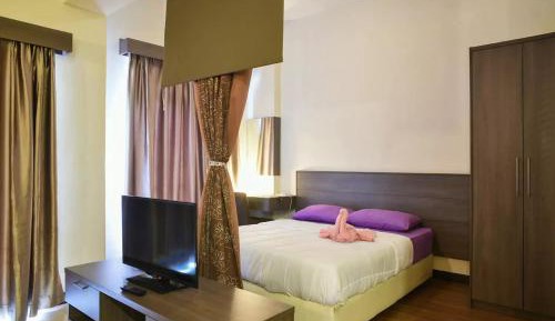 Studio Apartment with King Bed
