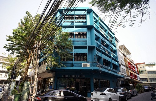 Talat Noi Hotel | Bunny Burrow Hostel
