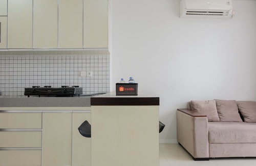 Pinang Hotel | Luxurious and Comfy 2Br Paddington Heights Alam Sutera Apartment