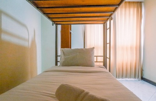 Suko Manunggal Hotel | Very Spacious 3Br High Floor Taman Beverly Apartment