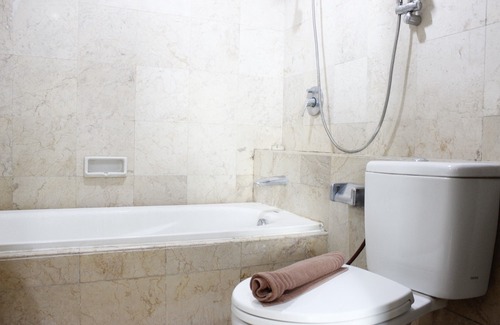 Braga Hotel | Classic 3Br at Braga City Walk Apartment