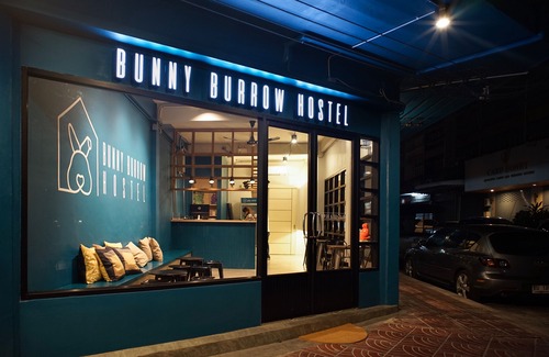 Talat Noi Hotel | Bunny Burrow Hostel