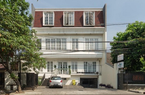 Pancoran Hotel | RedDoorz Syariah Plus Near Pancoran 2