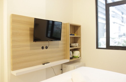 Ciroyom Hotel | Zest Studio Semi Apartment at The Lodge Paskal Near Binus University