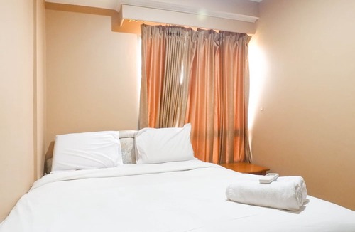 Suko Manunggal Hotel | Vibrant and Spacious 2Br + 1 Apartment at Taman Beverly