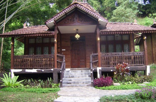 Ambarawa Hotel | Green Valley Resort Bandungan
