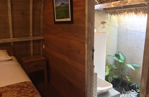 Gili Trawangan Hotel | Paradesa Villa