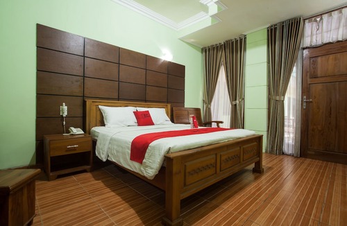 Sedati Hotel | RedDoorz Near Juanda International Airport