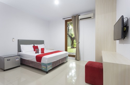 Cilandak Hotel | RedDoorz Plus Near Cilandak Town Square 2