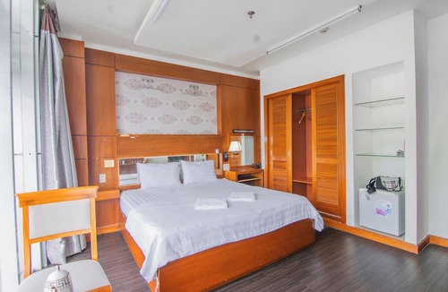 Tan Thuan Dong Hotel | Ngoc Tung Hotel