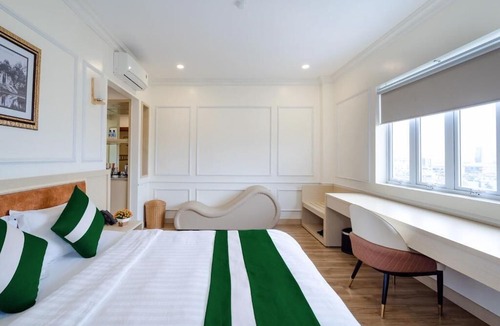 Thai Binh Hostel | White Palace Lam Son Hotel