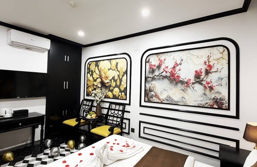 Hai Ba Trung Hotel | Golden Hotel