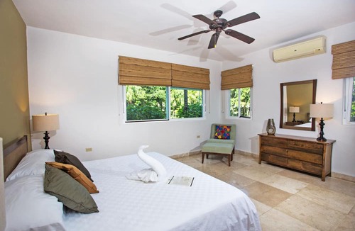 Playacar Fase I House | Villa Izcalli by PRP