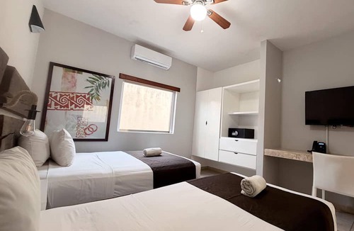 Gonzalo Guerrero Hotel | Days Inn By Wyndham Playa Del Carmen