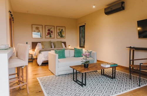 San Miguel de Allende Cabin | Entremontes
