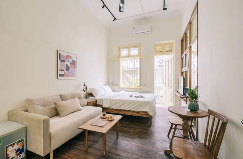 Lang Ha Hotel | UNIQUE Creative Apartment w ROOFTOP Garden