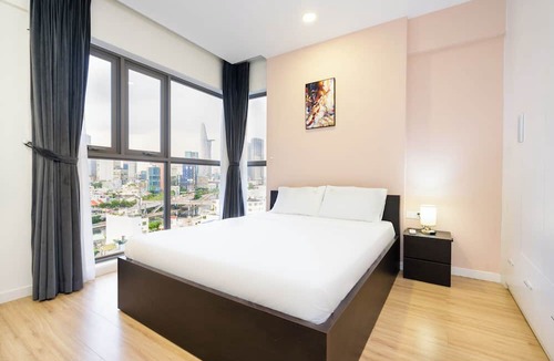 Bach Dang Riverside Apartment | Fusion RiverGate Apart Infinity Pool