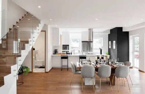 Los Alpes Apartment | Breathtaking 2 level Condo wAmazing Pool