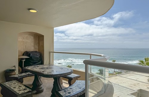 Playa Encantada Condo | Peaceful-LaJollaDelMar-BeachAccess-4thFLR-Rosarito