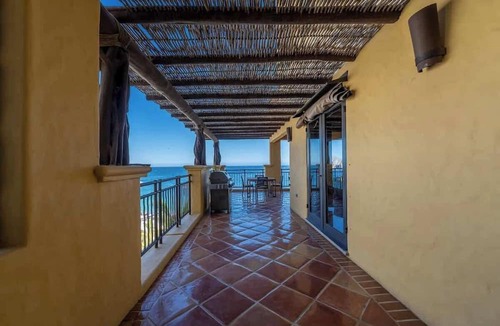 El Medano Ejidal Condo | Hacienda Beach Club 1-402 Stunning view!