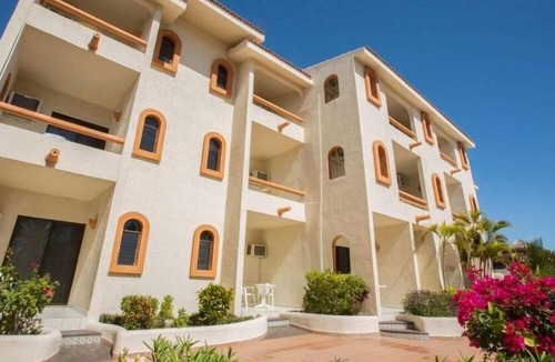 Campo de Golf Fonatur Hotel | Spacious 2BR Condo with Outdoor Pool
