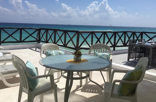 Downtown Condo | Beautiful Condo with Spectacular Ocean View!