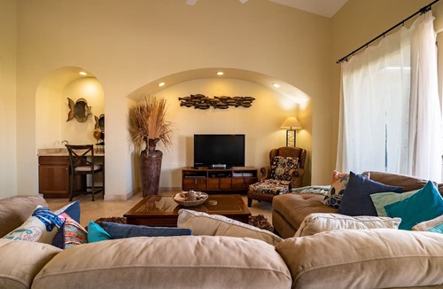 La Paz Apartment | Oceanview Penthouse E501 at 'Paradise of the Sea'