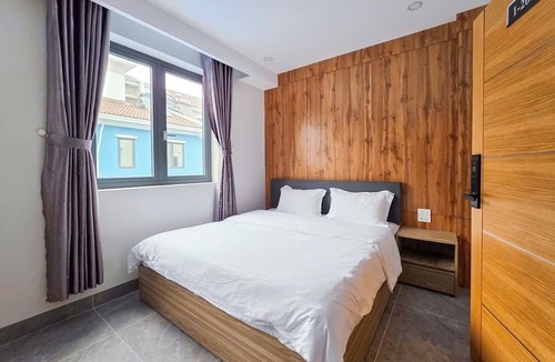 Tan Uyen Town Apartment | SINGAPORE 2 VILLA HOTEL