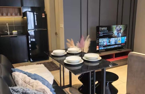 Bukit Bintang Apartment | Rare Cityscape Stay in Bukit Bintang, TRX | 1-6pax