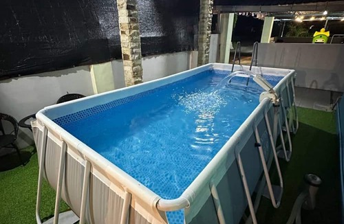 Mersing House | 3-bedroom bungalow Seaview Homestay enchanting Mersing with cool AC and pool