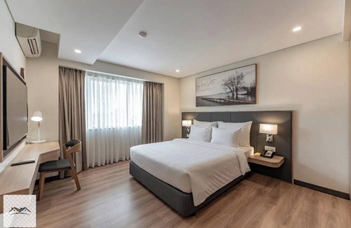 Hang Xanh Apartment | Landmark 81 Residence Skyline