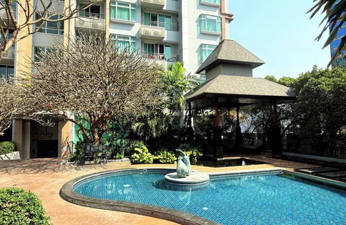 Makkasan Apartment | 1 BR Luxury condo Pool, gym and sauna with fitness room, WiFi