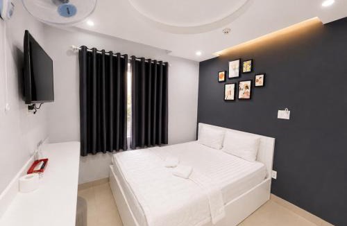 Binh Chanh Hotel | LUNA Hotel