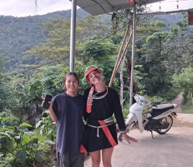 Vi Xuyen House | Song Ban Mountain Homestay