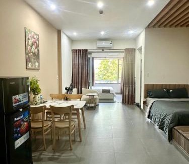 Thanh Khe Hotel | Aura Beachfront Hotel - Apartment
