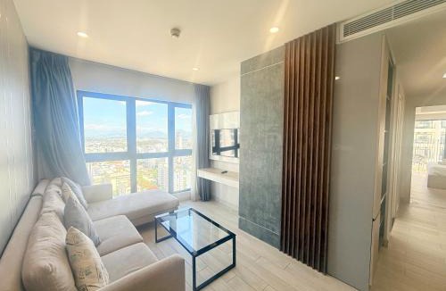 Tran Phu Beach Apartment | Gold Coast Luxury Apartment