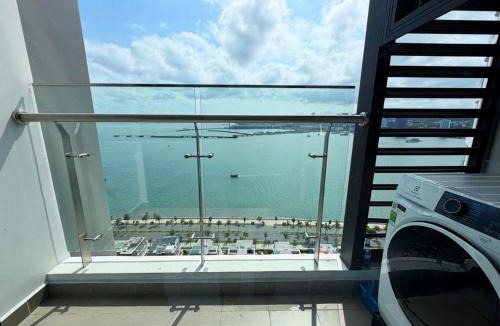 Hon Gai Apartment | Panorama Hạ Long Homestay