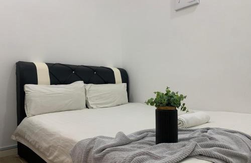 Likas Apartment | Bay Suite Seawalk Trip by PnS