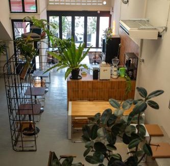 Jawa Hostel | The Brownstone Hostel & Space
