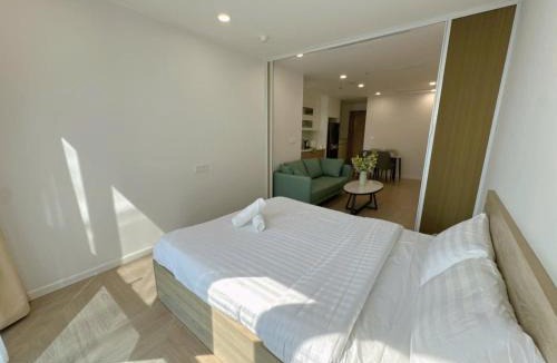 Dong Da Apartment | Asahi Luxstay - Ninety Complex Serviced Apartment 10 minutes Hoan Kiem Lake