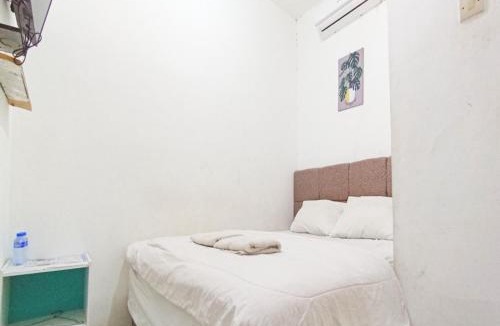 Jombang Hotel | Ariska Room RedPartner