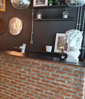Bang Rak Hostel | At44 Bangrak