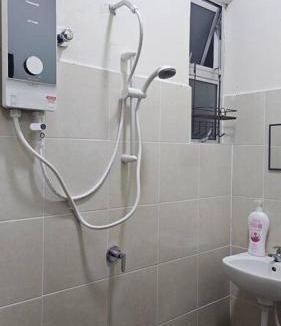 Kampung Ulu Chepor House | Ruzarani Homestay