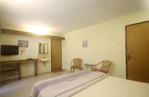 Ambarawa Villa | Hotel Villa Rawa Pening Pratama by Aparian