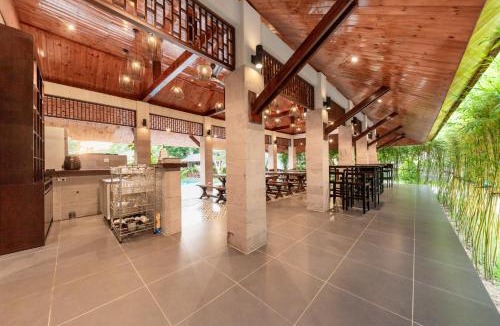 Ong Lang Hotel | Emerald Garden Retreat