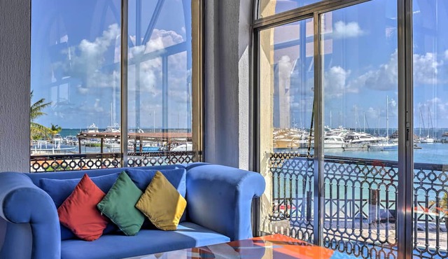 Private Balcony w/Views: Oceanfront Cancun Condo! in Cancun