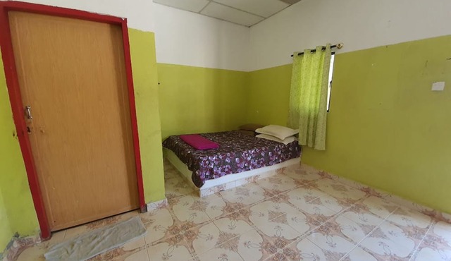 OYO 90302 Dimuara Chalet Tok Bali