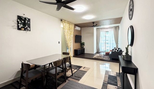 Residensi Suasana Damai by Airhost in Sungai Buloh