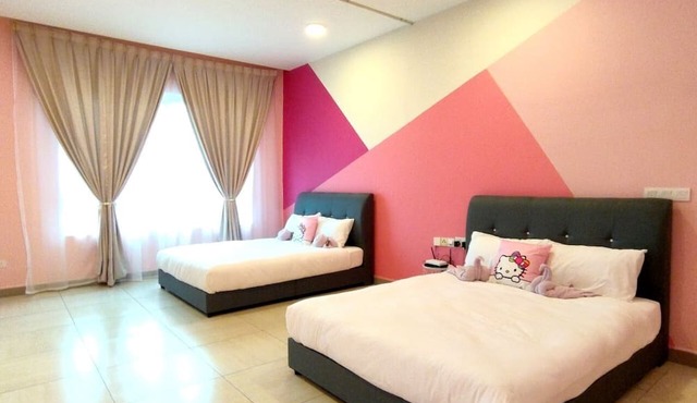 PoP Kitty Octagon Ipoh Homestay