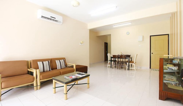 Clean & Spacious Home for Joyous Stays